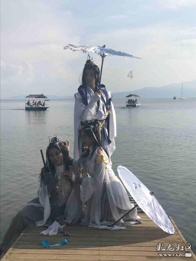 可爱猴子装扮
