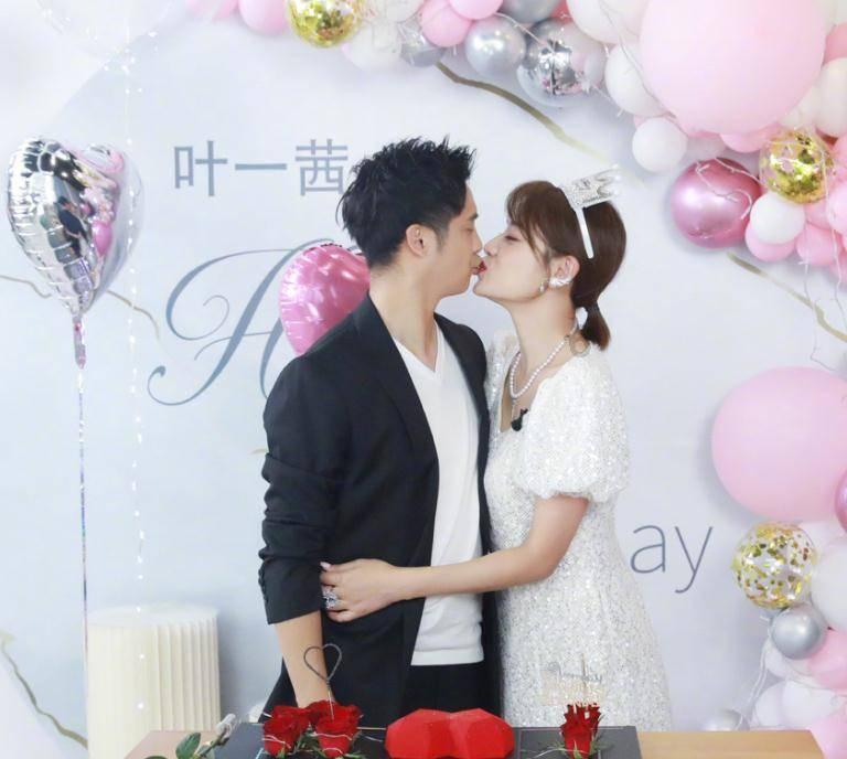 一代佳人,堕落天使,话剧《思凡·陆小曼》上海站为你解读传奇女性陆小曼!