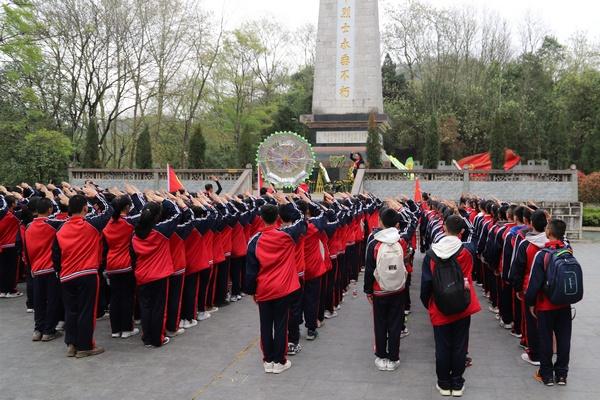 原神如何一天1600原石游戏画面